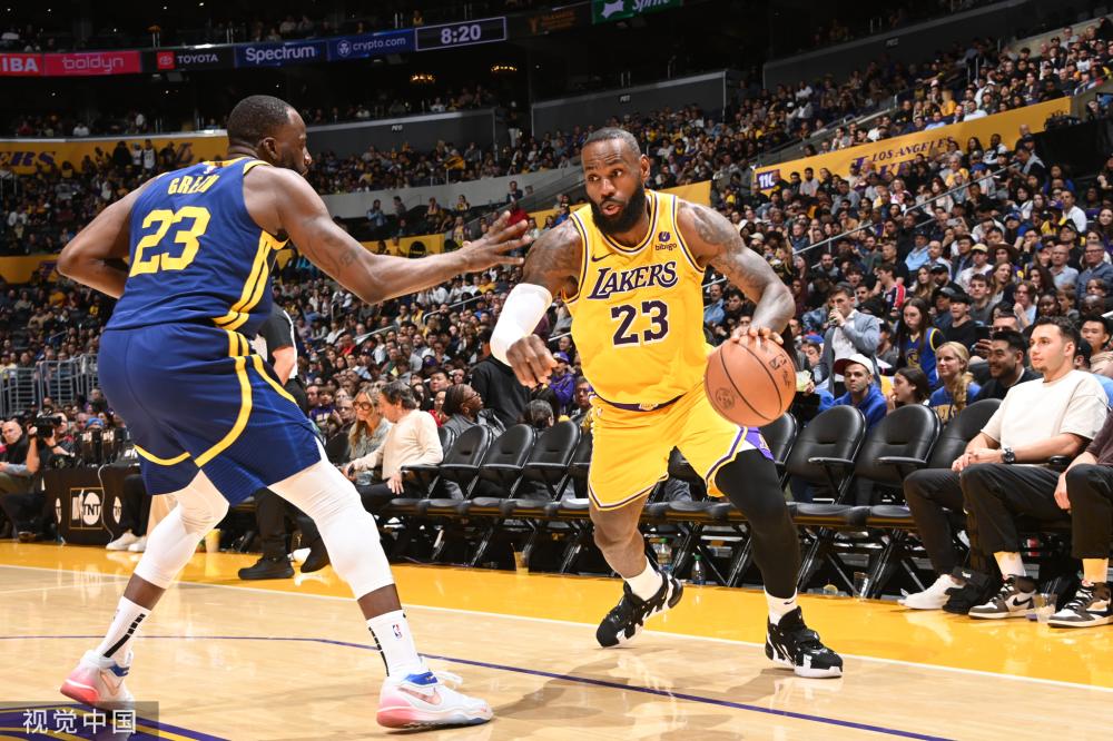 何通过音乐 何通过音乐