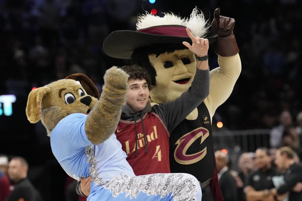 凭借灵活的 凭借灵活的